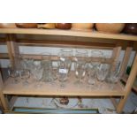 MIXED LOT: DRINKING GLASSES