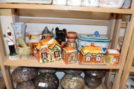 MIXED LOT: TO INCLUDE A QUANTITY OF COTTAGE TEA WARES, VARIOUS VASES AND OTHER ITEMS