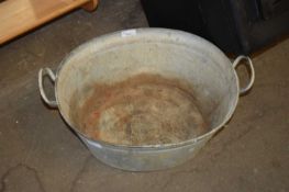 SMALL GALVENISED METAL DOUBLE HANDLED BATH OR PAN