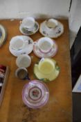 MIXED LOT: VARIOUS TEA CUPS AND SAUCERS TO INCLUDE ROYAL GRAFTON