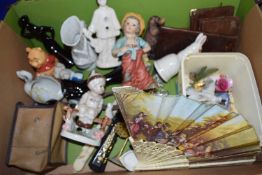 MIXED LOT: VARIOUS ASSORTED ORNAMENTS, LEATHER WALLETS, VINTAGE FAN ETC