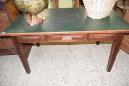 EARLY 20TH CENTURY OAK WRITING TABLE WITH INSET REXINE WRITING SURFACE