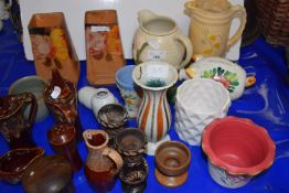 MIXED LOT: VARIOUS ASSORTED ORIENTAL VASES, SILVER PLATED ROSE BOWL, ORNAMENTS ETC