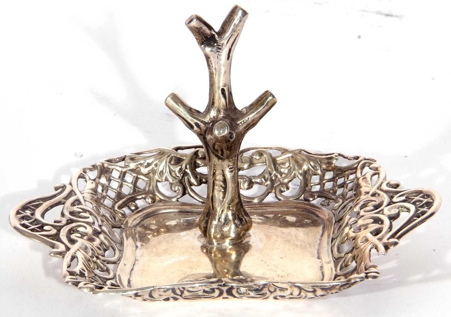 George V silver ring tree stand, the centre with a stylised tree with five branches, the square tray - Image 2 of 3