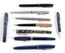 Mixed lot including a vintage USA Everlast fountain pen, Watermans, Vigzol, Shaffer examples etc (