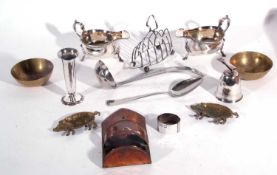 Box of silver plated wares to include a pair of Georgian style sauce boats, a lancet shape toast