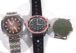 A lot of three Gents wrist watches, including a Services Divers watch, an Avia Electronic