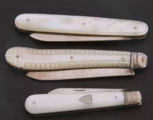 Group of three silver bladed and mother of pearl handled folding fruit knives, various dates and