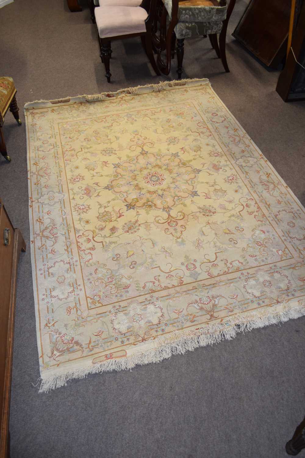 20th Century tabriz floral rug 153 cm wide