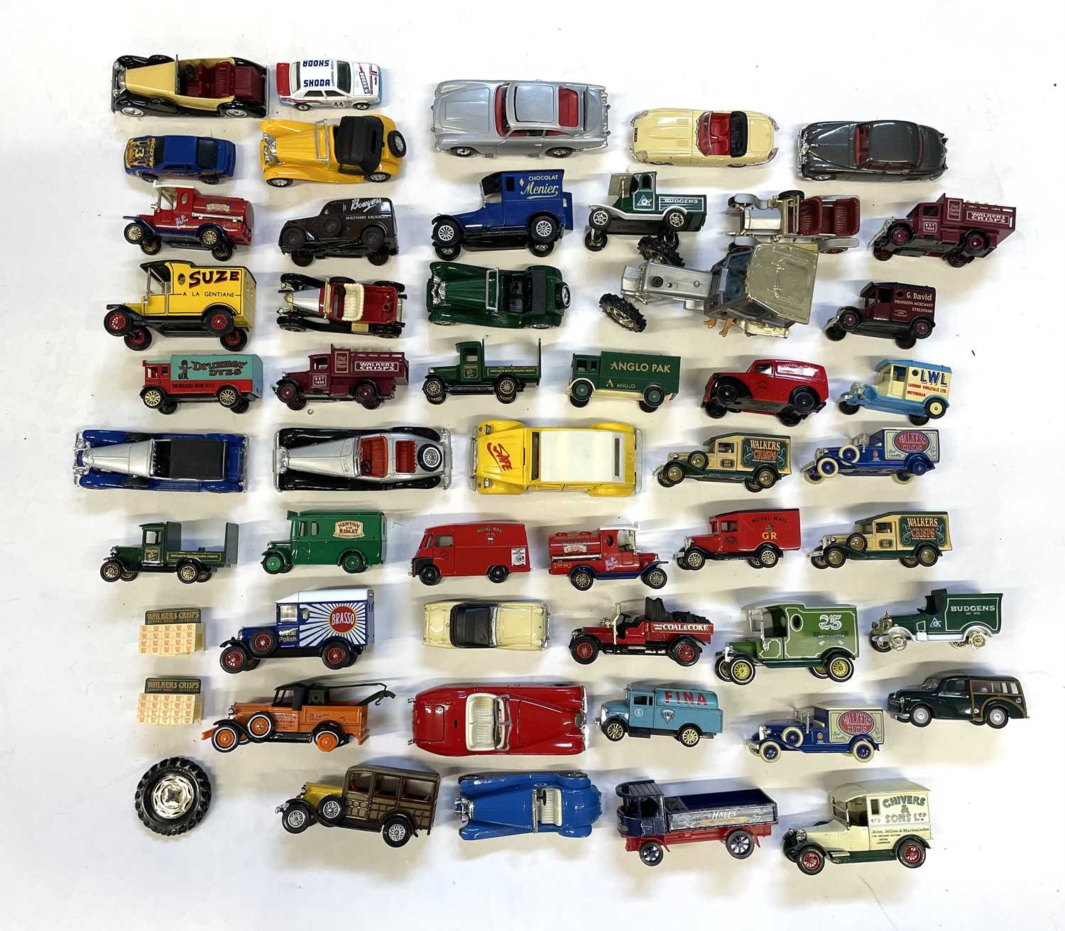 A quantity of unboxed die-cast vehicles, to include Corgi, matchbox, Lledo etc