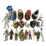 A quantity of modern Dr Who collectible figurines to include, predominantly by Worldwide