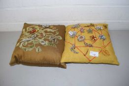 SELECTION OF VARIOUS COSTUME JEWELLERY BROOCHES MOUNTED ON TWO CUSHIONS
