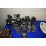 MIXED LOT: VARIOUS 19TH CENTURY AND LATER PEWTER JUGS, TANKARDS AND MEASURES