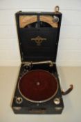 VINTAGE COLUMBIA PORTABLE RECORD PLAYER TOGETHER WITH A QUANTITY OF 78 RPM RECORDS