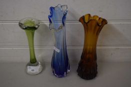 MIXED LOT: THREE VARIOUS ART GLASS VASES