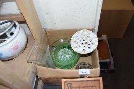 BOX OF VARIOUS ITEMS TO INCLUDE FLOWER VASES AND OTHERS