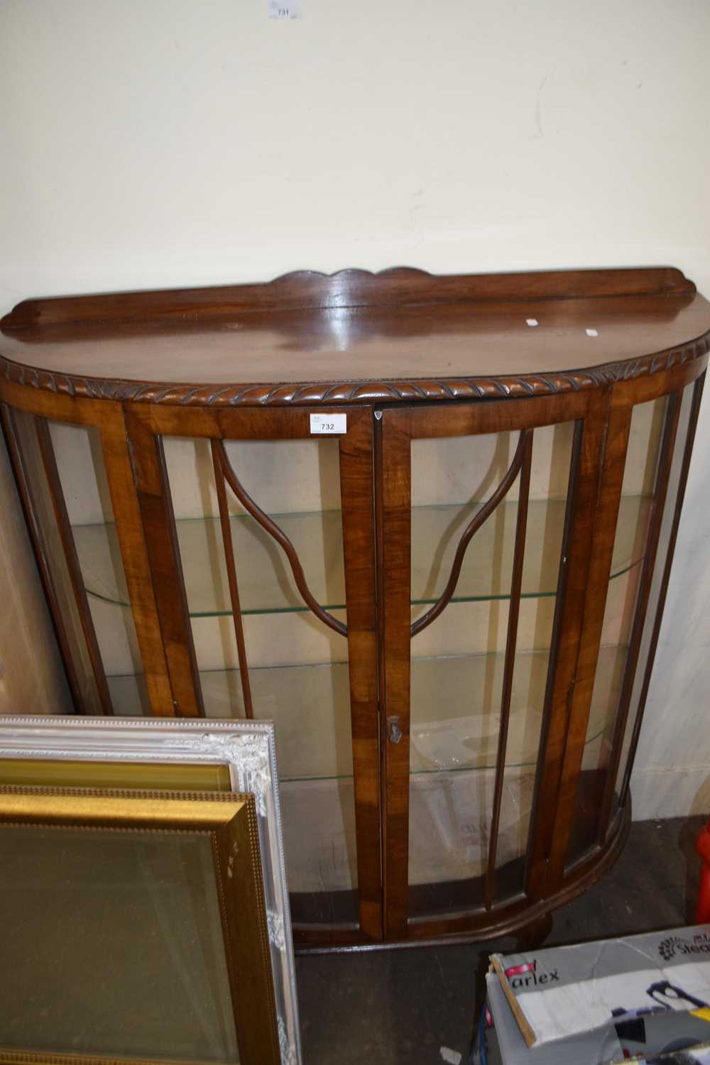EARLY 20TH CENTURY BOW FRONT CHINA DISPLAY CABINET