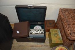 MIXED LOT: VARIOUS ASSORTED JEWELLERY BOXES