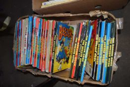 ONE BOX OF BOOKS - THE BEEZER BOOK, BEANO AND BEANO ANNUALS