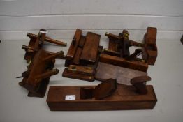 COLLECTION OF VARIOUS ANTIQUE WOODEN MOULDING PLANES AND OTHER WOODWORKING PLANES, SETS AND