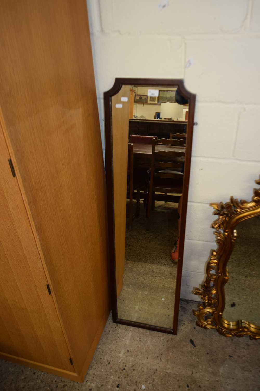 EARLY 20TH CENTURY NARROW MAHOGANY FRAMED WALL MIRROR