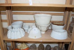 MIXED LOT: VARIOUS CERAMIC JELLY MOULDS