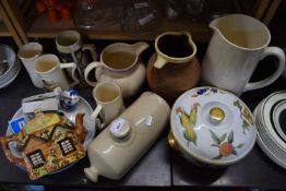 MIXED LOT: VARIOUS CERAMICS TO INCLUDE ROYAL WORCESTER EVESHAM PATTERN VEGETABLE DISH, VARIOUS