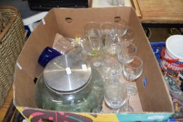 BOX OF VARIOUS ASSORTED PUB DRINKS GLASSES AND OTHERS