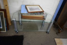 GLASS TELEVISION STAND