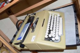 OLIVETTI PORTABLE TYPEWRITER