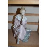 LLADRO MODEL OF A SEATED LADY