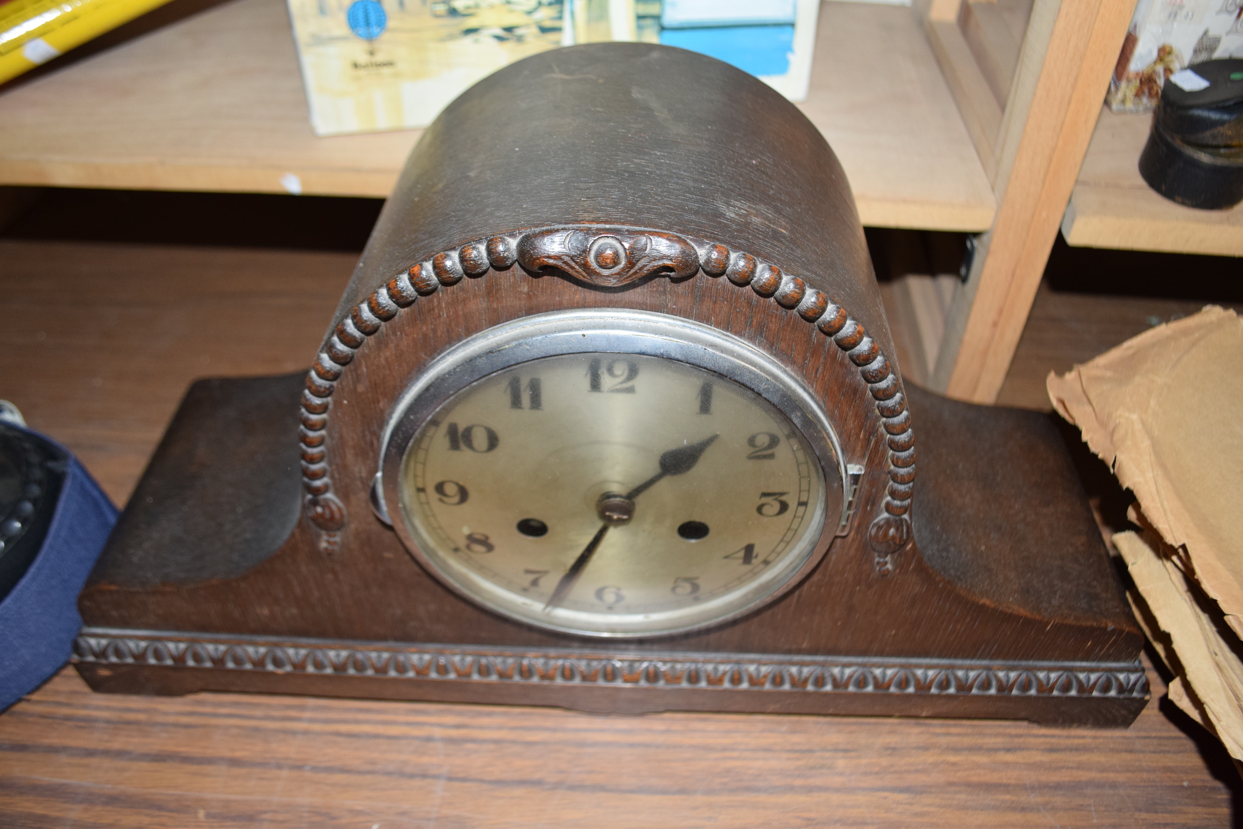 TWO DOME TOPPED MANTEL CLOCKS - Image 6 of 6