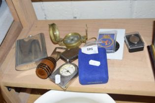 MIXED LOT TO INCLUDE HIP FLASK, DIRECTIONAL COMPASS AND OTHER ASSORTED ITEMS