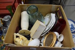 ONE BOX OF VARIOUS HOUSE CLEARANCE CERAMICS, VASES, STEAK PLATES AND OTHER ITEMS