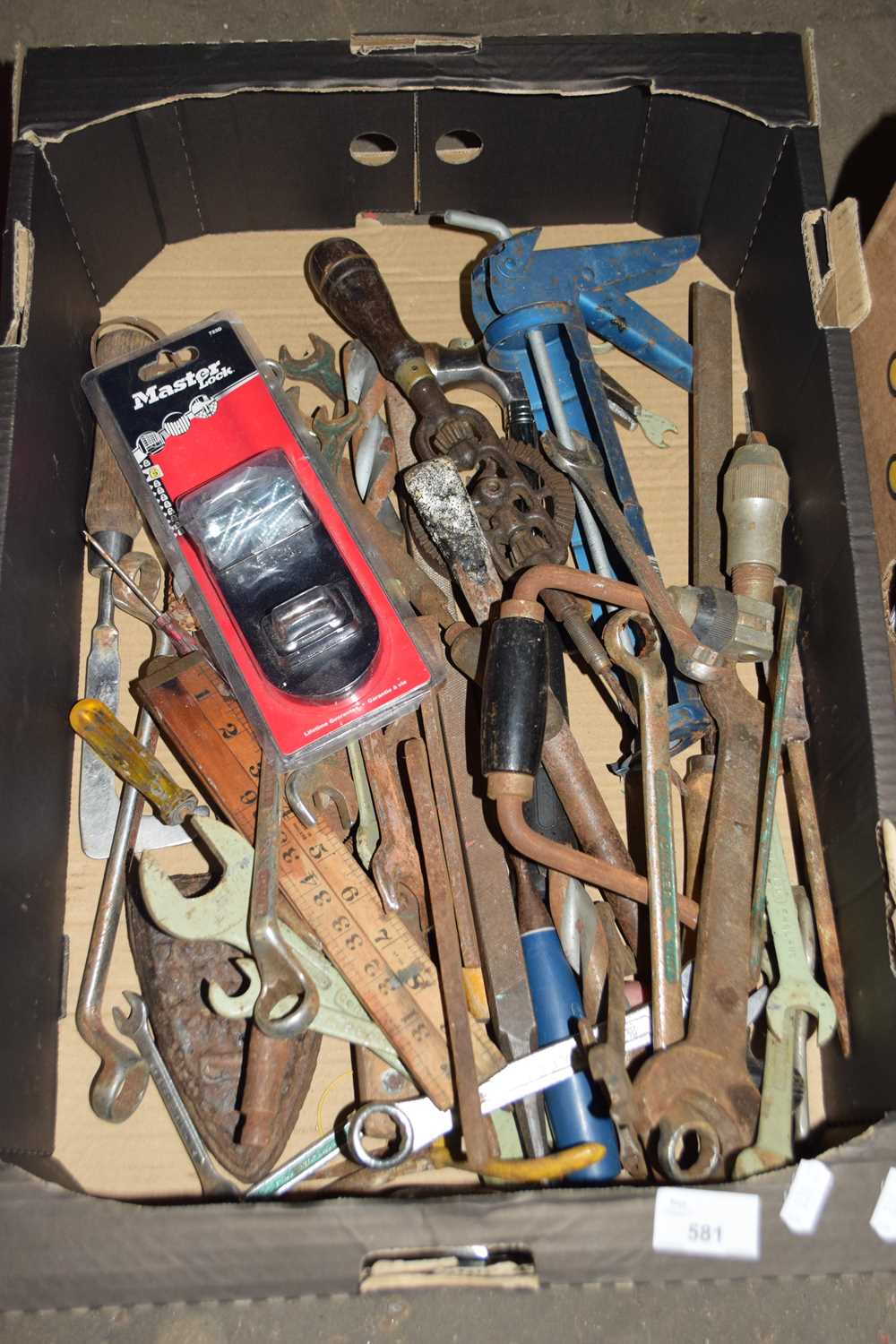 ONE BOX OF MIXED TOOLS