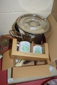 MIXED LOT: VARIOUS KITCHEN WARES, CASED CUTLERY ETC