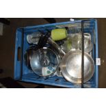 ONE BOX OF KITCHEN WARES