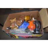 ONE BOX OF MIXED KITCHEN WARES