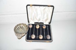 MIXED LOT COMPRISING A HALLMARKED SILVER SHELL FORMED DISH TOGETHER WITH A SET OF SIX SILVER BEAN
