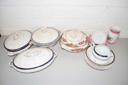 MIXED LOT: VARIOUS VEGETABLE DISHES AND OTHER ITEMS