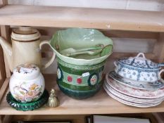 MIXED LOT TO INCLUDE A CARLTON WARE LEAF FORMED DISH, VARIOUS DECORATED PLATES, JARDINIERES,