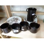 QUANTITY OF MEAKIN MAIDSTONE PATTERN TEA WARES