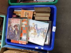 BOX OF VARIOUS MIXED BOOKS TO INCLUDE A RANGE OF GREAT YARMOUTH INTEREST