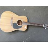 UNLABLED ACOUSTIC GUITAR