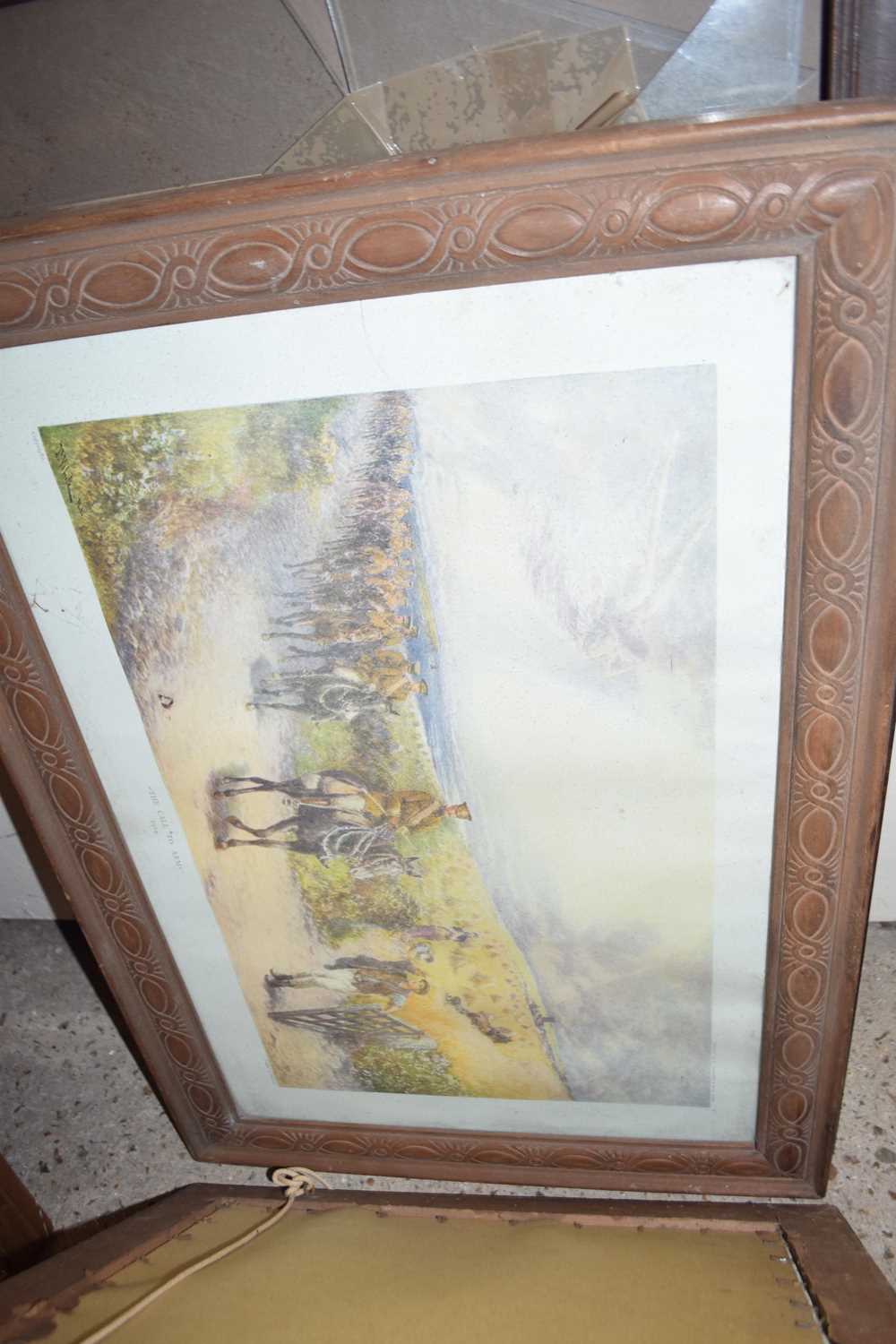 MIXED LOT: FOUR VARIOUS ASSORTED FRAMED PRINTS - Image 4 of 5