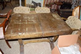 ART DECO STYLE EXTENDING DINING TABLE AND THREE ACCOMPANYING DINING CHAIRS, VERY WORN CONDITION