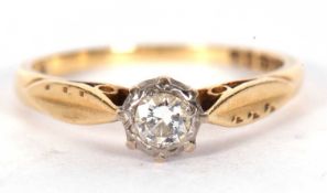 18ct gold single stone diamond ring, the round brilliant cut diamond is 0.20ct app in an illusion