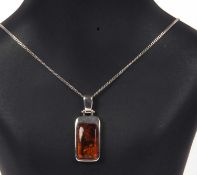 Modern 925 and amber pendant necklace