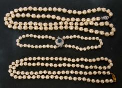 Mixed Lot : cased set of Monet simulated pearls, together with a single row of opera length