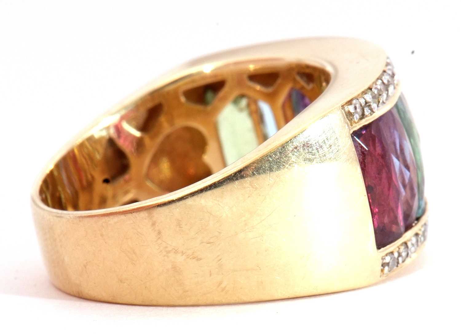 14ct gold rainbow gemstone half hoop ring, parvez set with peridot, amethyst, garnet, citrine and - Image 5 of 7